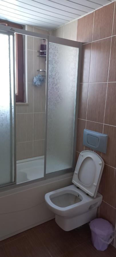 Güler Otel 3*